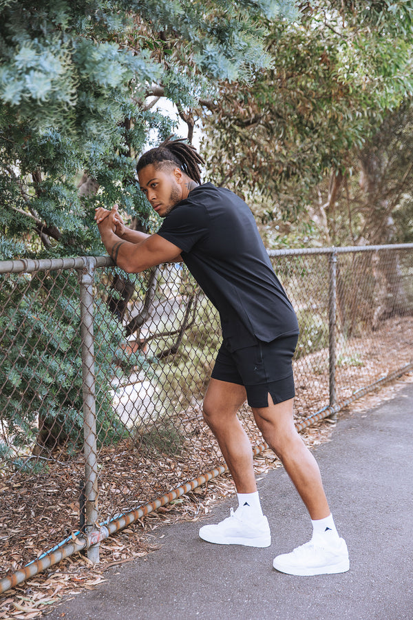 arren trackie shorts in midnight